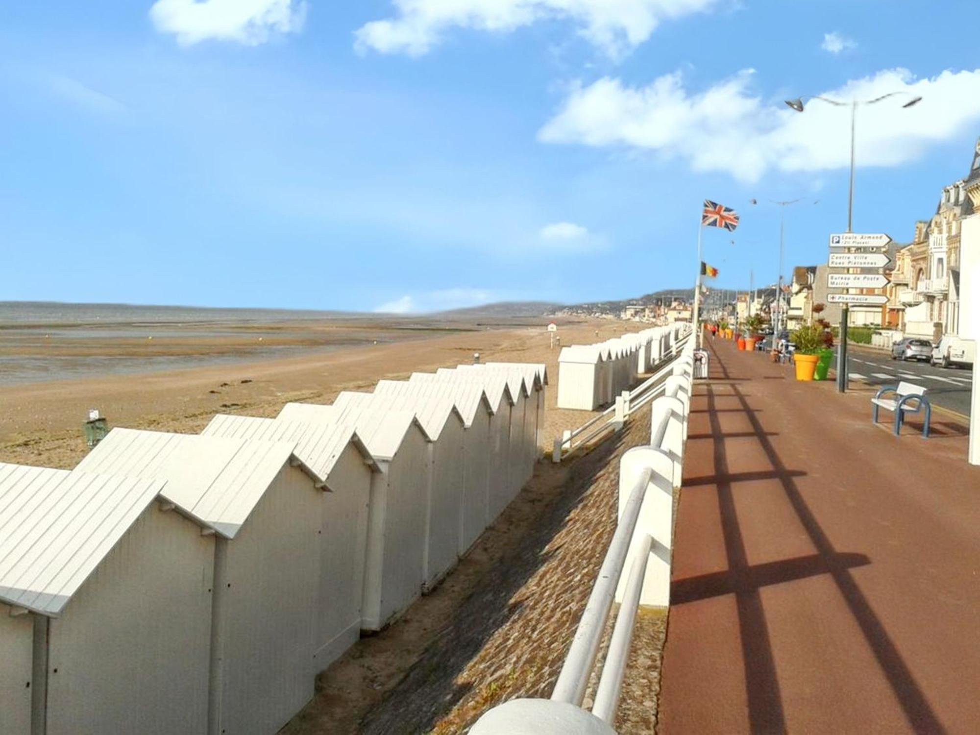 Appartement Charmant A Villers Sur Mer 30 M² Avec Terrasse Exterior photo